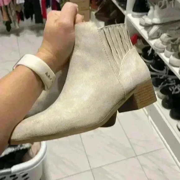 Cityclassified Booties Sz 7.5 - Picture 8 of 13